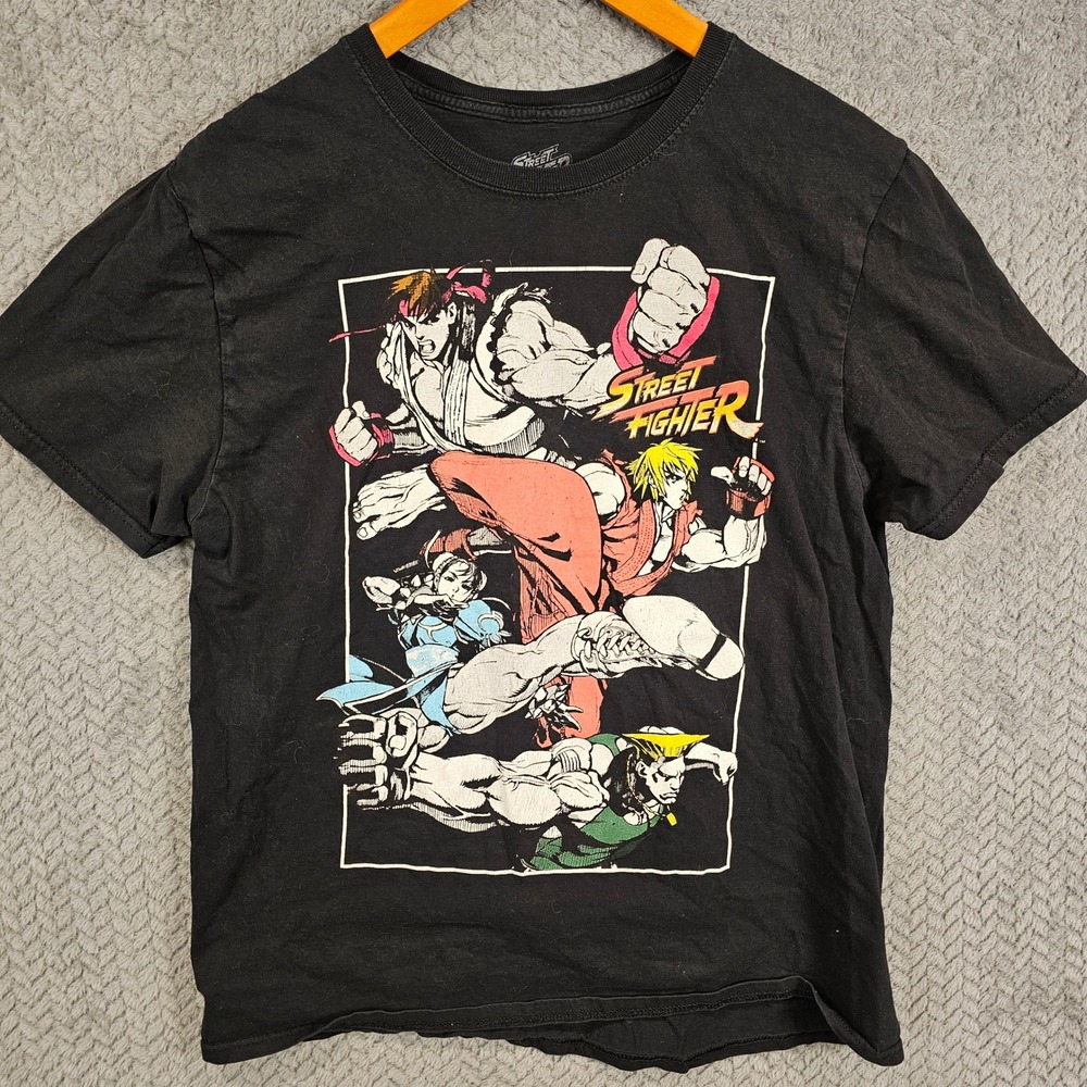 Capcom‎ Street Fighter Mens Large Black Graphic T-Shirt Ryu Ken Chun-Li Guile